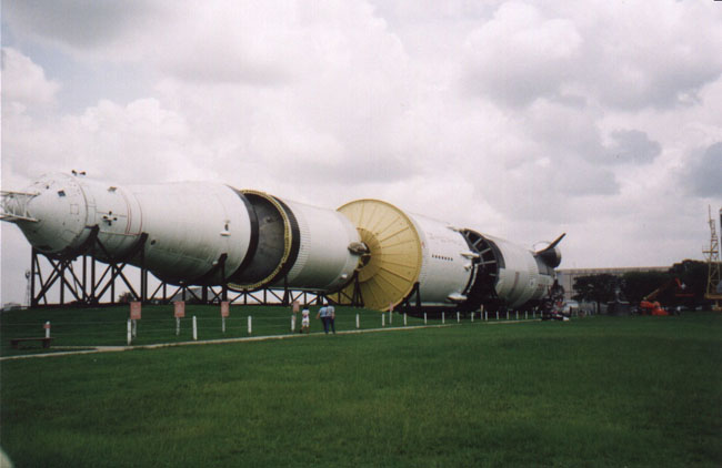 saturn_rocket